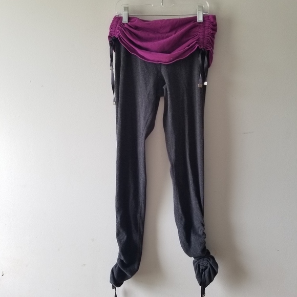 Lululemon Ruched Ribbed Fold Over Leggings 4 - Picture 1 of 12
